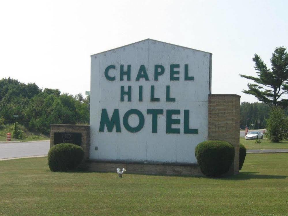 Chapel Hill Motel Brevort Exteriér fotografie